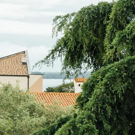 Διαμέρισμα Lenic Apartman, Free Private Parking